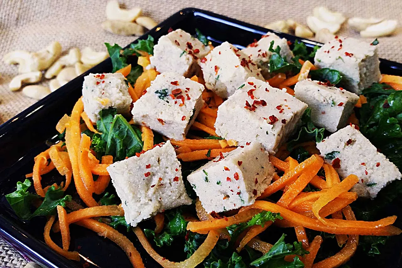 New vegan cheeses and desserts - Laura's Idea